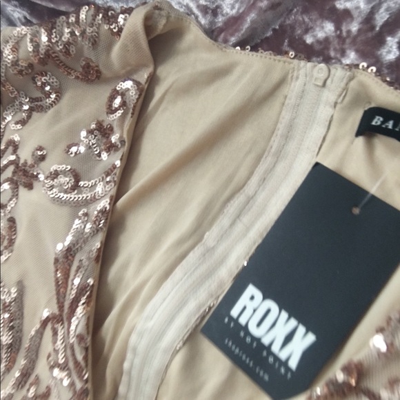 Women dresses - Picture 3 of 6